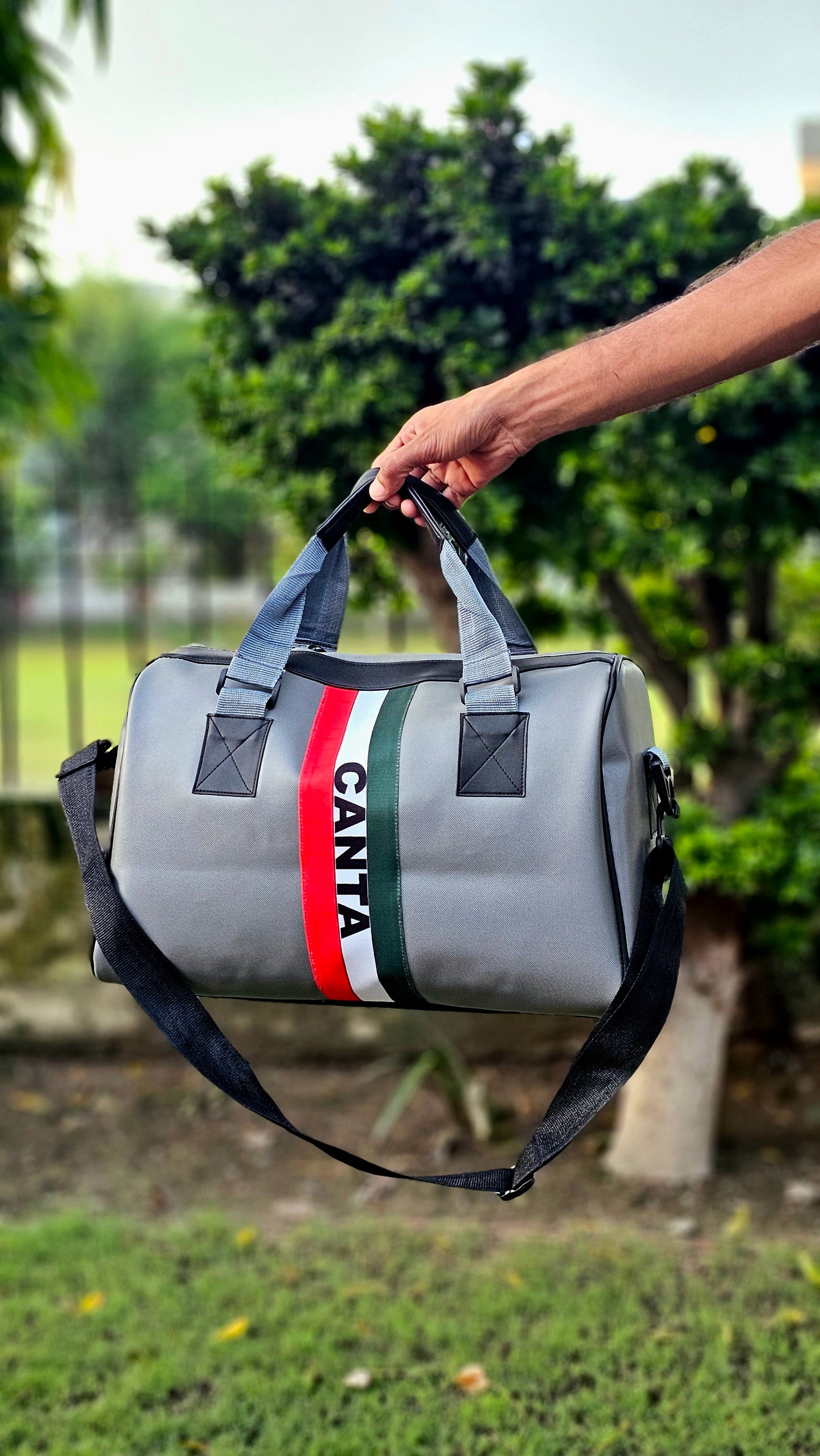MJM STYLISH DUFFEL/HANDBAG