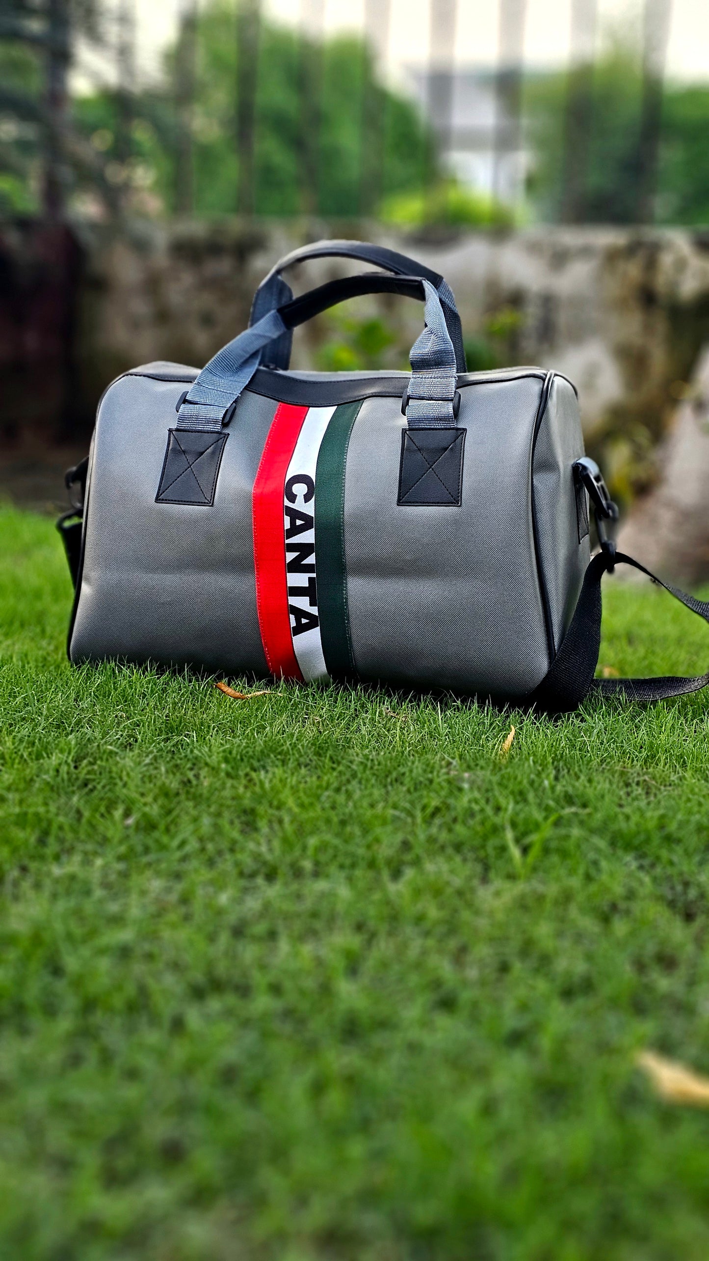 MJM STYLISH DUFFEL/HANDBAG