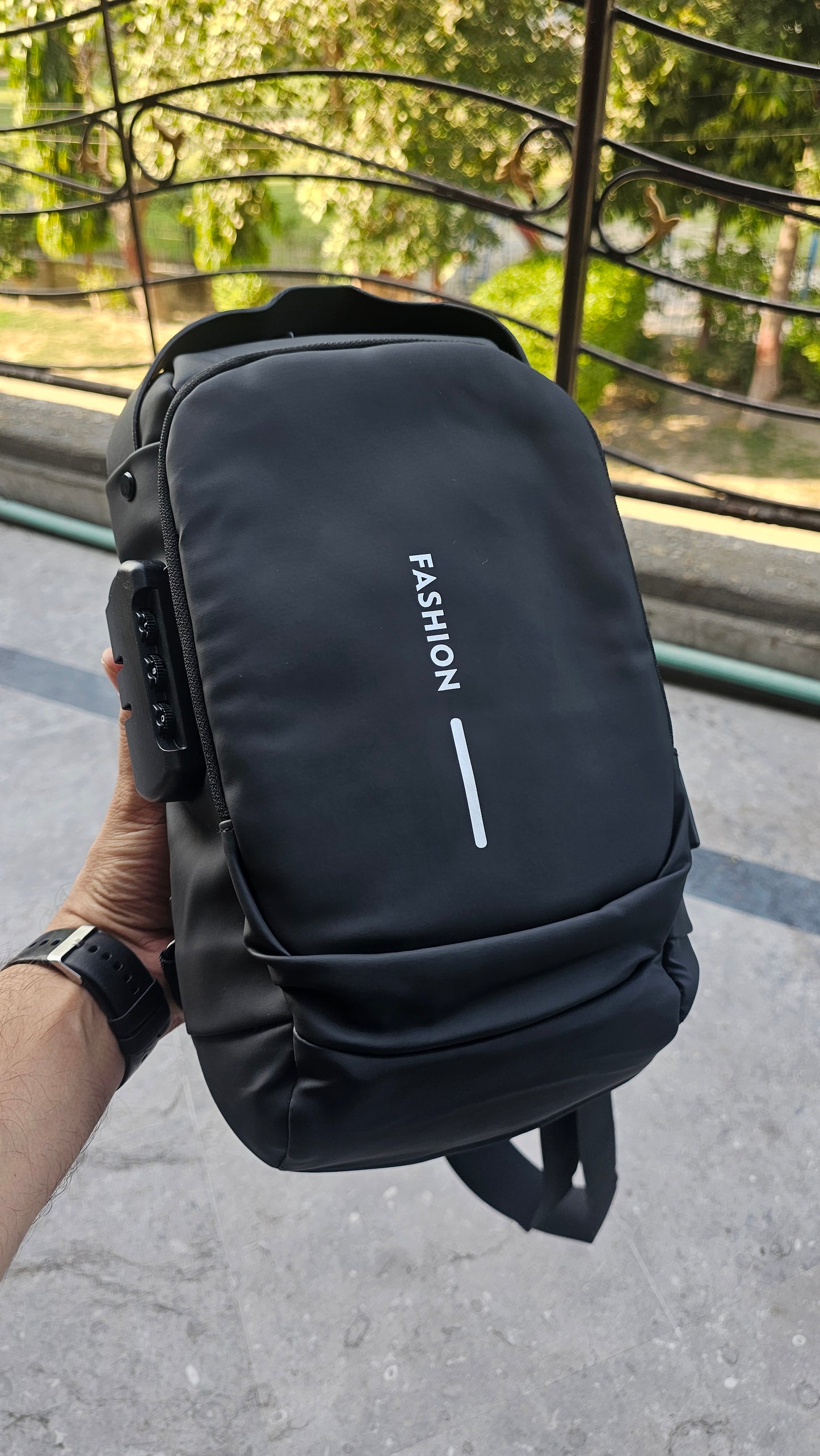 Sleek antitheft sling bag