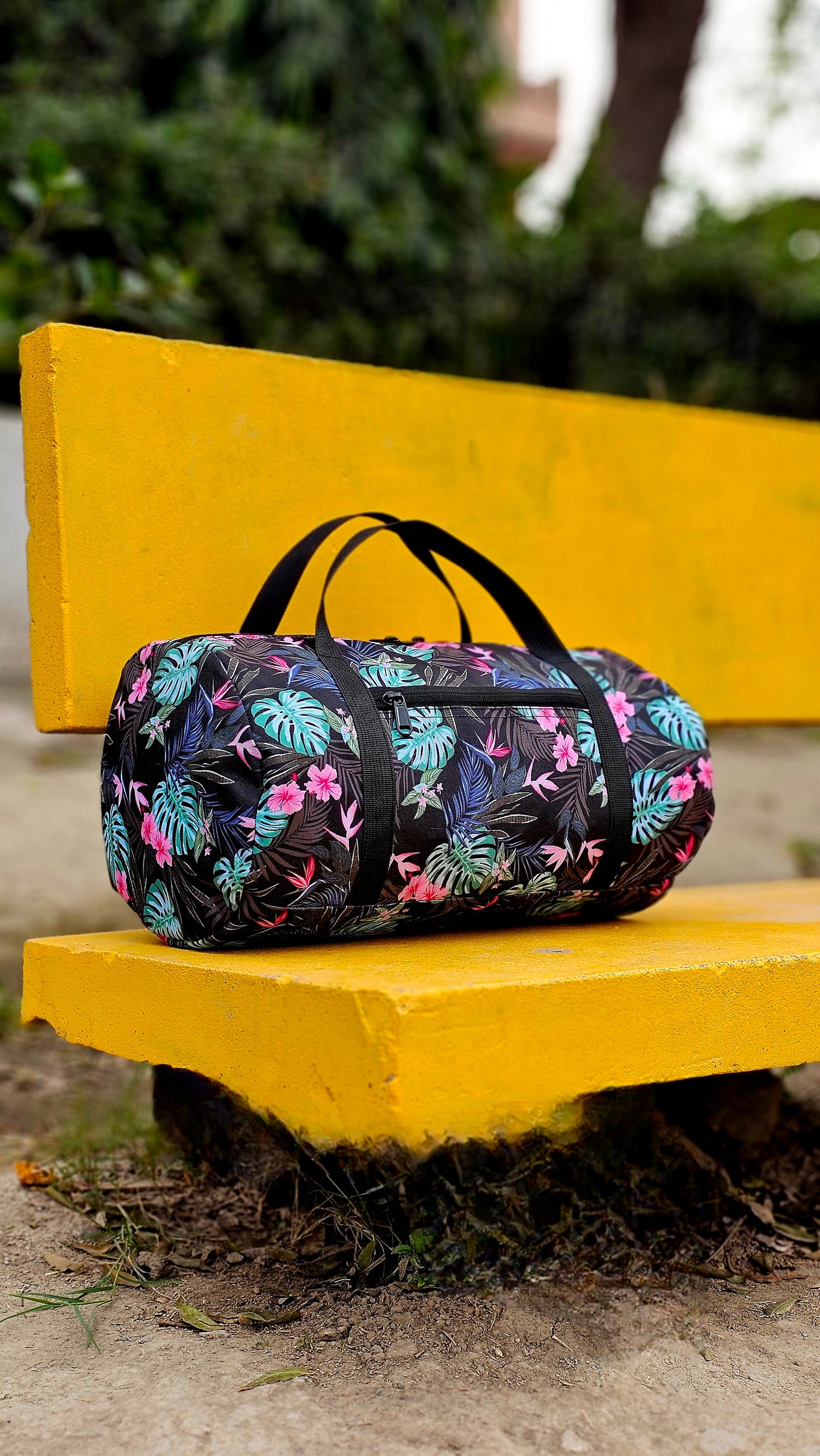 Floral hand bag